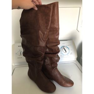 Brown boots